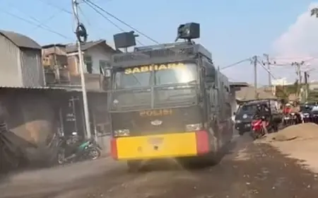 Polemik Debu di Proyek Jalan Brotonegoro Gresik, Polisi Turun Tangan
