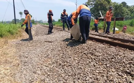 KAI Daop 7 Madiun Tutup 10 Perlintasan Sebidang Liar, Salah Satunya di Blitar