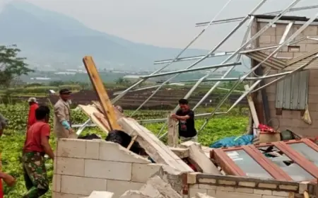 Cuaca Ekstrem di Kota Batu, Empat Rumah di Desa Giripurno Rusak Diterjang Angin Kencang