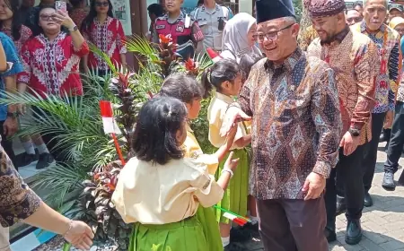 Mendikdasmen Abdul Mu’ti Gaungkan Revolusi Pendidikan Nasional dari Kota Batu