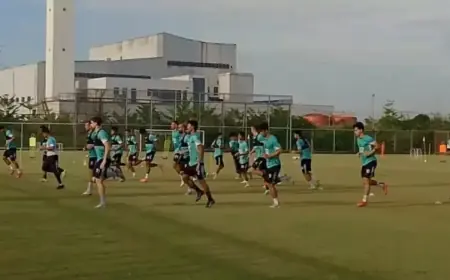 Persebaya Genjot Latihan Jelang Laga Kontra Persija Jakarta