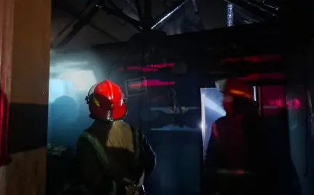 Rumah di Jombang Ludes Terbakar, Diduga Akibat Korsleting Listrik