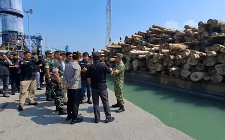 Satgas PKH Garuda Sita 4.610 Kubik Kayu Ilegal Asal Mentawai ke Gresik