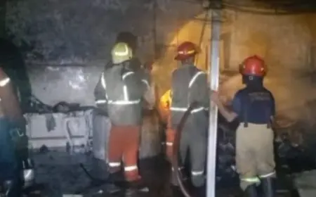 Kebakaran Dapur dan Gudang di Jombang Hanguskan Satu Unit Sepeda Motor