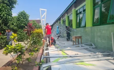 Baru Diperbaiki, Atap Teras SDN Bendo 1 Kota Blitar Ambruk, Begini Penjelasan Dinas Pendidikan