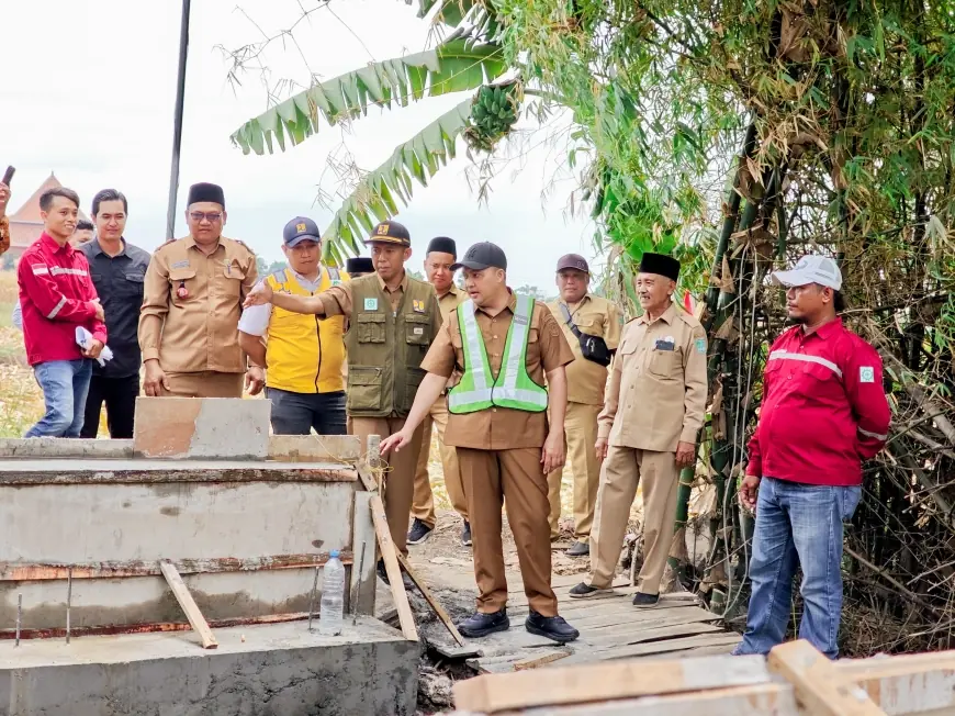 Progres Jembatan Karangjati Lampaui Target, Bupati Pasuruan Harap Proyek Selesai Tepat Waktu