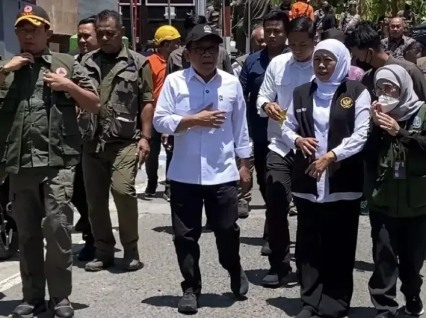 Menko PMK Tinjau Evakuasi Korban Musala Ponpes Al Khoziny yang Ambruk di Sidoarjo