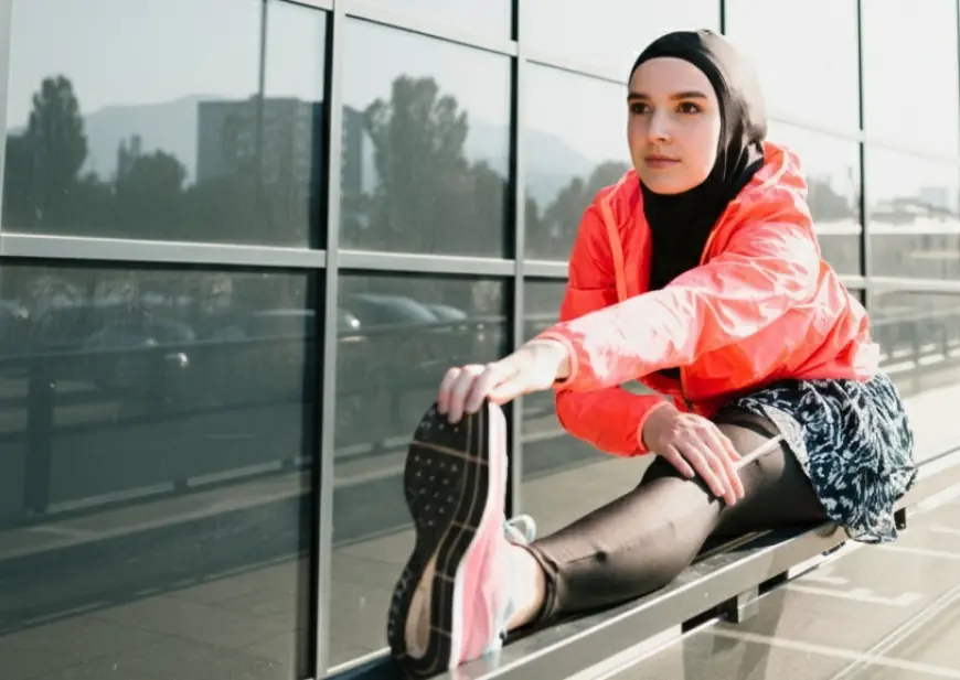 Tight atau Loose? Cerita di Balik Pilihan Outfit Gym Perempuan