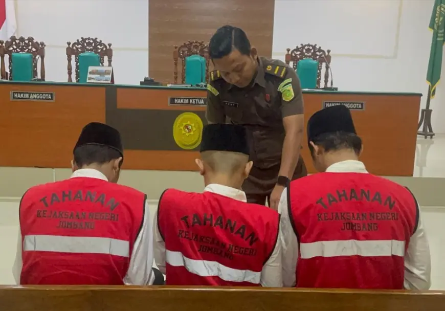 JPU Tuntut Pelaku Perkosaan dan Pembunuhan Siswi SMA di Jombang Hukuman Penjara Seumur Hidup