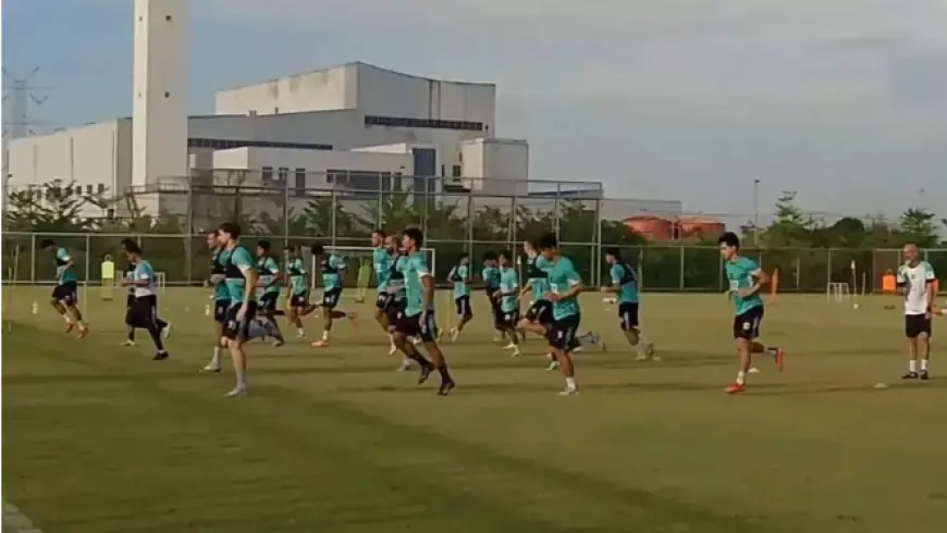 Persebaya Genjot Latihan Jelang Laga Kontra Persija Jakarta