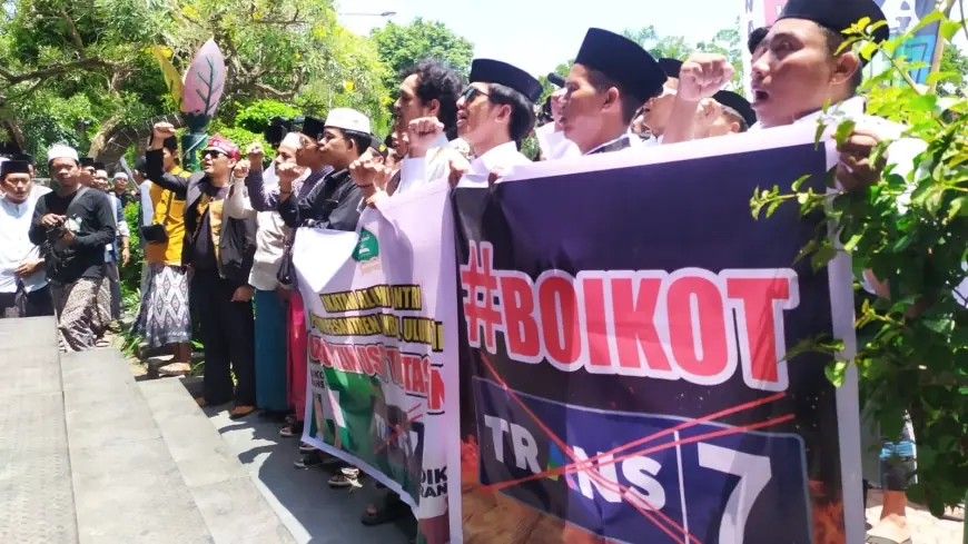 Aliansi Santri dan Alumni Pondok Pesantren di Bondowoso Serukan Boikot Trans7