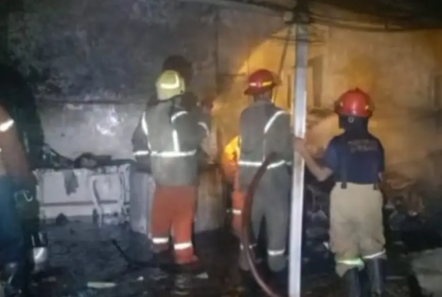 Kebakaran Dapur dan Gudang di Jombang Hanguskan Satu Unit Sepeda Motor