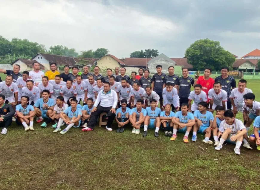 Sepak Bola Fun Match di Jombang Perekat Ukhuwah di Usia 2 Abad Bahrul Ulum