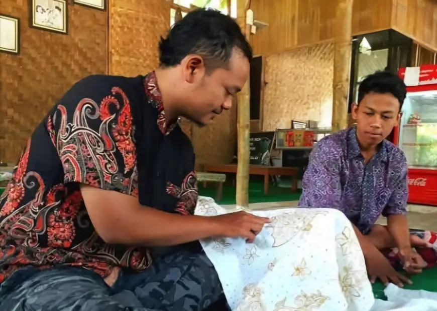 Outbound Kebangsaan ala Situs Ndalem Pojok Kediri:  Menyalakan Nasionalisme pada Generasi Muda