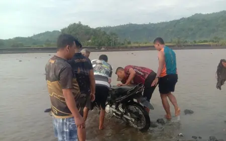 Ibu dan Anak di Malang Hanyut di Sungai Glidik Ampelgading Malang