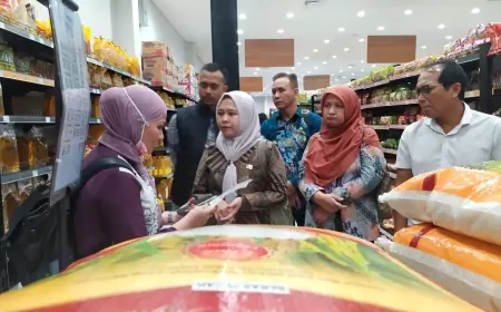 Jaga Inflasi, Bapanas Sidak Harga Beras di Bondowoso