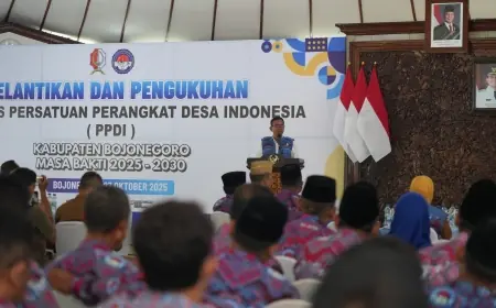 Pengukuhan PPDI Bojonegoro 2025-2030, Bupati Tekankan Sinergi dan Profesionalisme Perangkat Desa