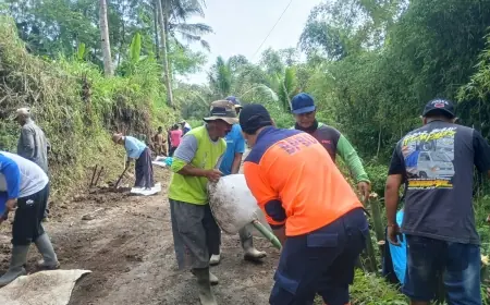 Akses Dua Desa di Poncokusumo Malang Terancam Putus Akibat Longsor