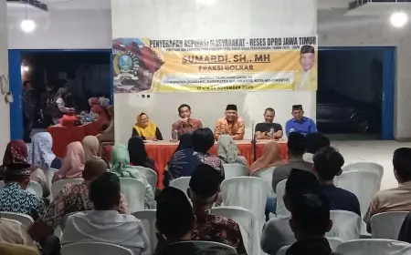 Reses di Jombang, Cak Sumardi Dihujani Keluhan Jalan Rusak, hingga Nasib Bocah Kelainan Jantung