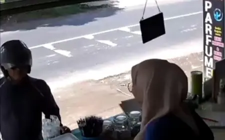 Ngaku Intel Polisi, Pria di Jombang Gasak Ponsel Pedagang Es Teh