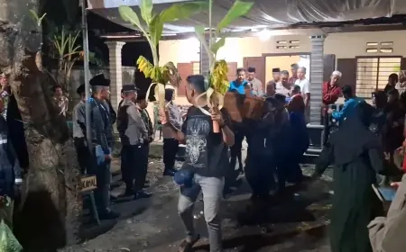 Pemakaman Korban Pembunuhan Nganjuk Diwarnai Isak Tangis Keluarga