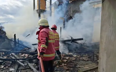 Dapur dan Kandang Sapi Milik Warga Pakel Tulungagung Ludes Terbakar, Kerugian Capai Rp20 Juta