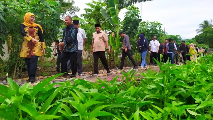 Khofifah Dorong Sekolah di Jawa Timur Jadi Pusat Inovasi Ketahanan Pangan