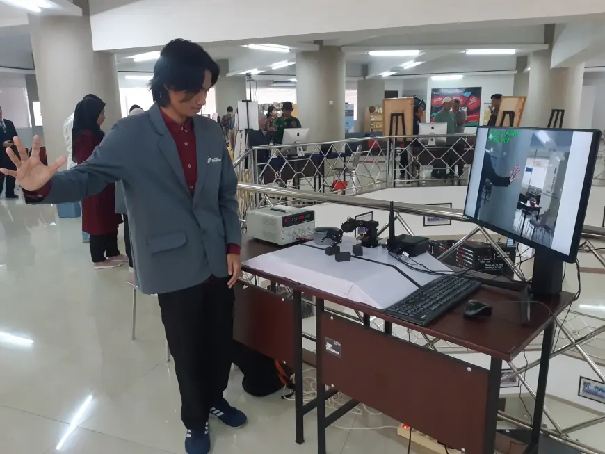 Robot Lengan Pintar Karya Mahasiswa Undika, Bergerak Hanya dengan Isyarat Tangan