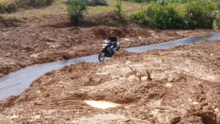 Jalur Tulungagung - Trenggalek via Pagerwojo yang Tertutup Longsor Kini Sudah Dibuka