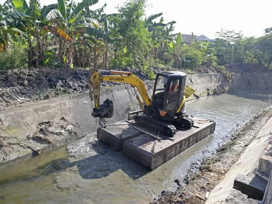 Pemkot Surabaya Kebut Proyek Drainase Hadapi Puncak Musim Hujan 2026