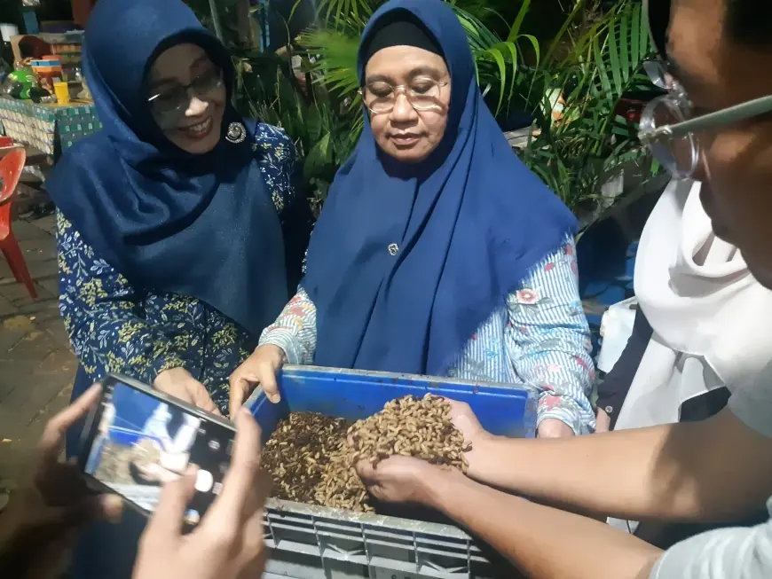 Jadi Laboratorium Hidup: Polbangtan Malang Teliti Solusi Darurat Sampah Lewat Budidaya Maggot di KBA Kampoeng Oase Ondomohen