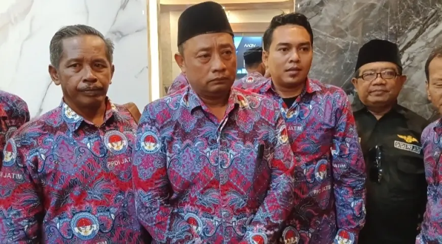 Ratusan Perangkat Desa di Nganjuk Luruk Kantor Pemkab, Minta Kepastian Hukum Batas Pensiun