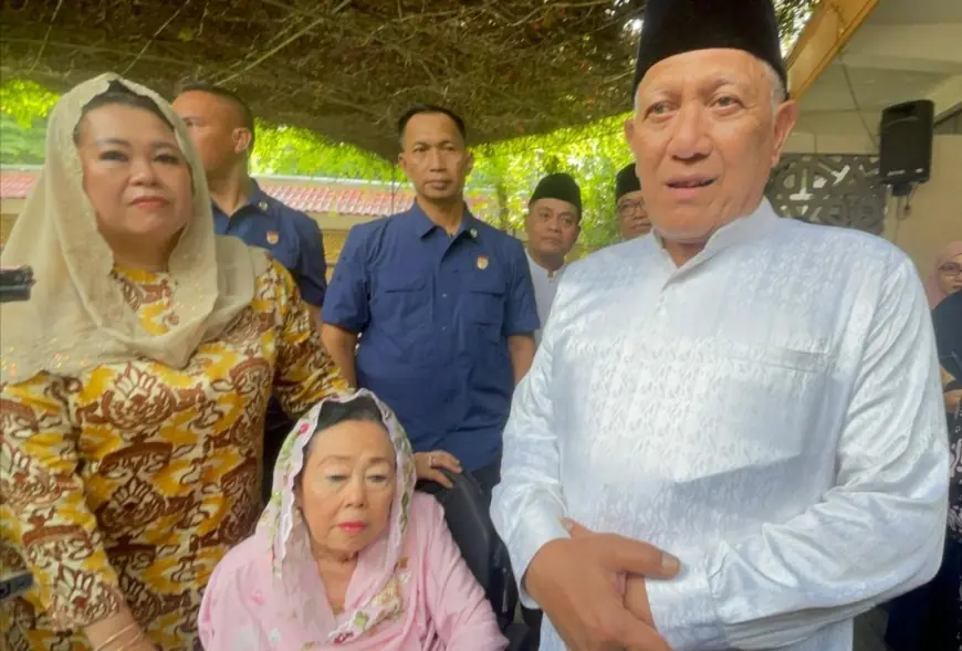 Tiga Generasi Pahlawan Nasional dari Tebuireng Jombang dalam Nalar Logis Gus Kikin