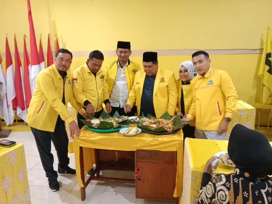 Penganugerahan Gelar Pahlawan Nasional Soeharto, Golkar Jombang Gelar Tasyakuran