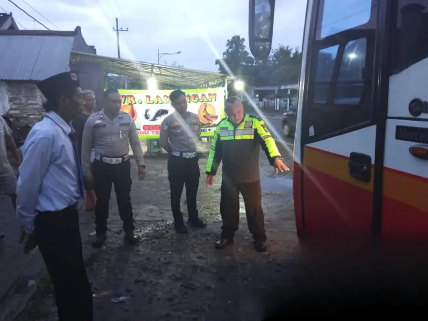 Lagi, Bus Harapan Jaya Senggol Motor di Tulungagung, Satu Orang Tewas