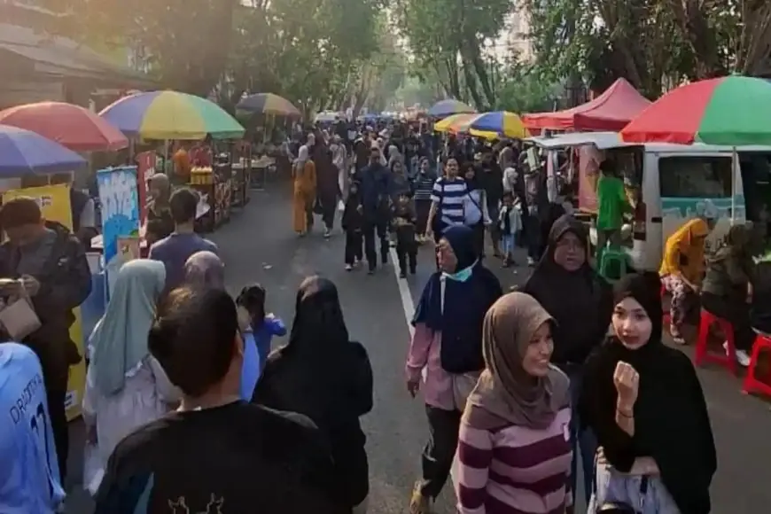 Mencuat Dugaan Pungli Stand Pedagang UMKM di CFD Gresik, Bayar Berlipat untuk Antrean Berjualan