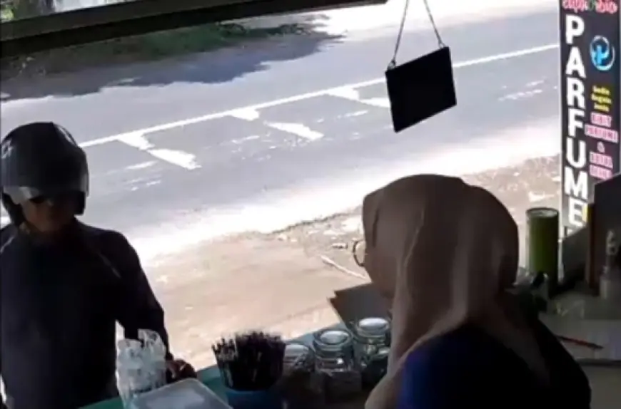 Ngaku Intel Polisi, Pria di Jombang Gasak Ponsel Pedagang Es Teh