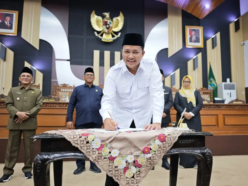 DPRD Kabupaten Pasuruan Sahkan APBD 2026 Sebesar Rp3,5 Triliun, Bupati Berikan Apresiasi