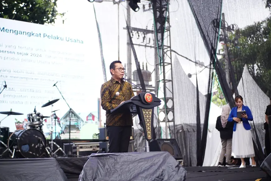 Pasar Rakyat UMI 2025 Dorong Akses Pembiayaan Ultra Mikro di Kota Batu