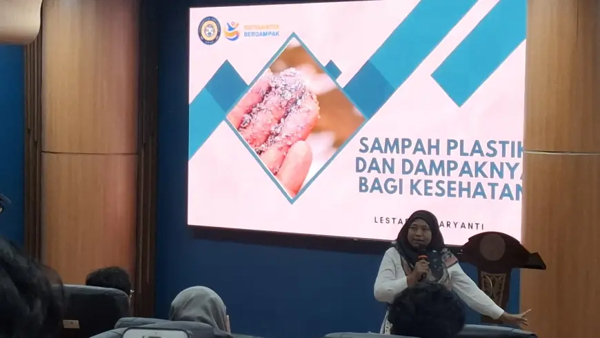 Wanita Pekerja Sampah di Gresik Terpapar Mikroplastik, Begini Paparan Bahayanya