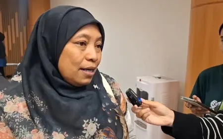 Wanita Pekerja Sampah di Gresik Terpapar Mikroplastik, Akademisi Ingatkan Pemerintah Tak Abai