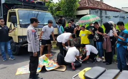 Mahasiswi di Tulungagung Terluka Usai Tabrak Truk di Plosokandang