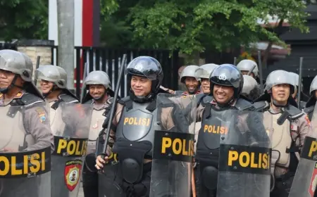 Jajaran Anggota Polres Nganjuk Latihan Hadapi Massa Sesuai SOP koordinasi