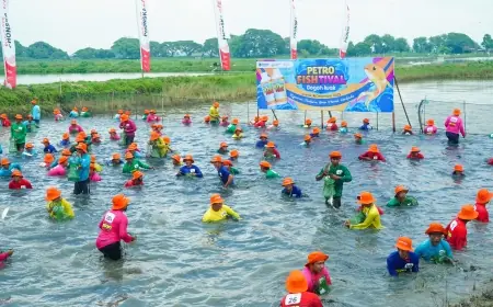 Petro Fishtival Gogoh Iwak: Petrokimia Gresik Dorong Peningkatan Kualitas Budidaya Perikanan