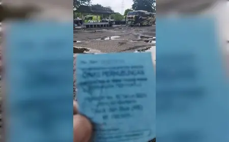 Parkir Mahal dan Fasilitas Bobrok, Sopir Bus Keluhkan Terminal Wisata Sunan Giri Gresik