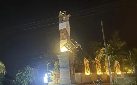 PUPR Jombang Jelaskan Penyebab Tugu Senilai Rp1 Miliar Roboh Diterjang Angin