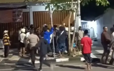 Pria Misterius di Bojonegoro Mengamuk Bersenjata Celurit