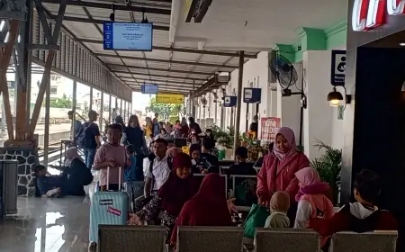 Tiket KA Nataru dari Daop 7 Madiun Terjual 76 Persen, Okupansi Tertinggi KA Kahuripan Relasi Blitar-Kiaracondong