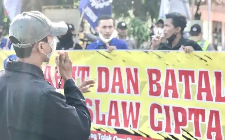 Presiden Teken PP Pengupahan, Gubernur Jatim Wajib Tetapkan UMP 2026 Paling Lambat 24 Desember