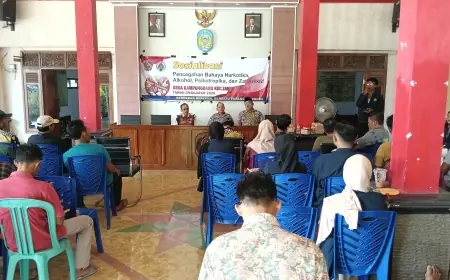 Mahasiswa KKN UNESA Gandeng Pemdes Kampungbaru Gelar Sosisalisasi Bahaya Narkoba